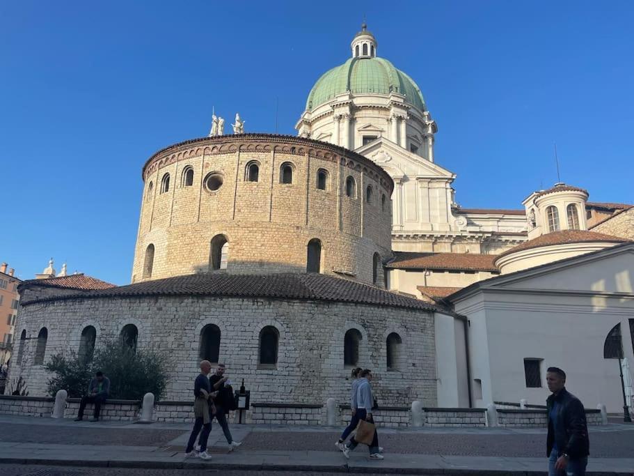 Duomo Apartment Brescia Exterior photo